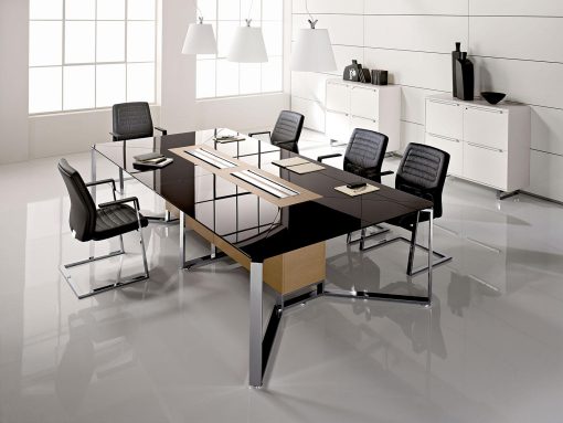 Italy Dream Design offers in sale online the best Italian office furniture. Discover our collection of conference office table made with the finest materials.