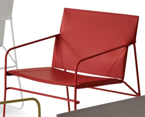 Poltrona lounge, colore bianca, rossa, tortora, senape. Made in Italy. Vendita online e consegna a domicilio. Arredamento di alta qualità.