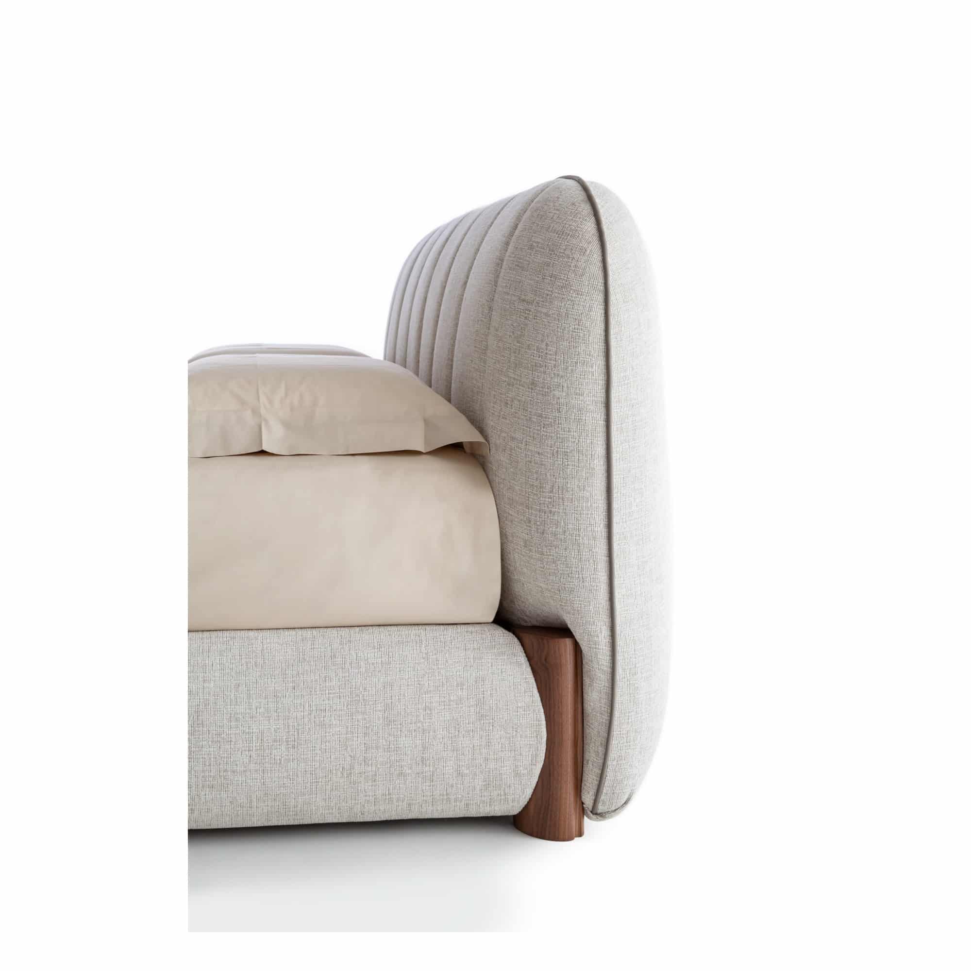 Right-hand side detail of the Nuage upholstered headboard